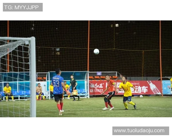 孔姓足球明星的传奇人生与赛场辉煌成就探秘